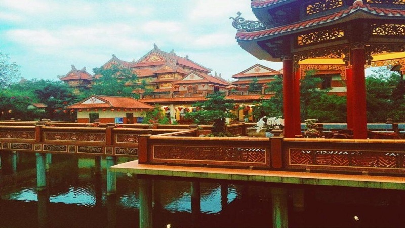 Khám phá những ngôi chùa đẹp và linh thiêng ở Đà Nẵng